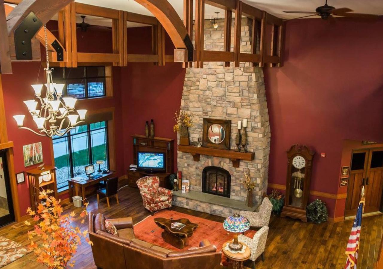 Timberlake Lodge Grand Rapids Eksteriør bilde